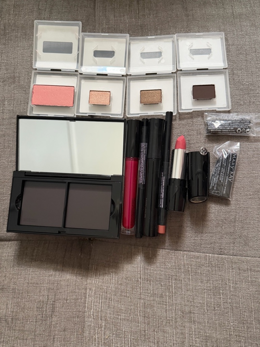 Mary Kay Eyeshadow & Lip Collection - Pink, Peach, Brown, Bronze